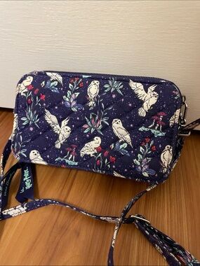 Harry Potter Hedwig Vera Bradley purple crossbody phone/wallet bag-